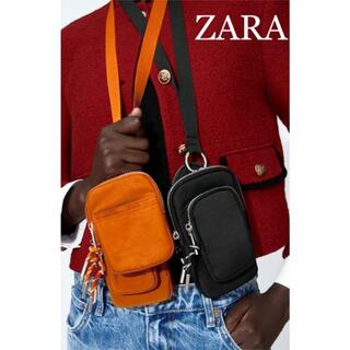 ザラ(ZARA)のZARA コインケース スマートフォンポーチ　オレンジ(ショルダーバッグ)