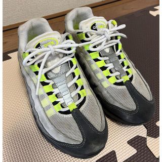 ナイキ(NIKE)の【緊急最終値下】NIKE Air Max 95 23.5㎝　イエロー　スニーカー(スニーカー)