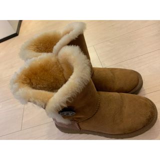 アグ(UGG)のUGG ムートンブーツ　アグ ブーツ 22  チェスナット　ベイリーボタン(ブーツ)