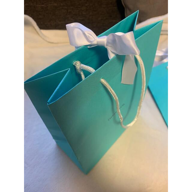 Tiffany & Co. - Tiffany ショッパー1枚(リボン付き)の通販 by Tiffany & Co. - Tiffany ショッパー1枚(リボン付き)の通販 by