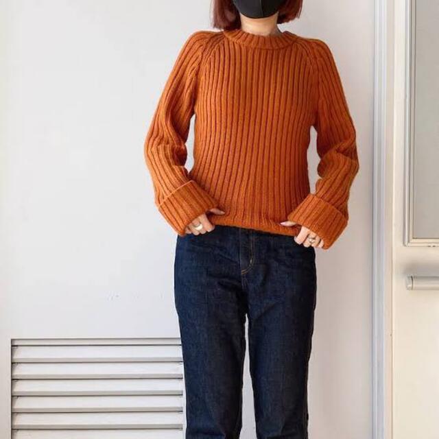 J.W.ANDERSON(ジェイダブリューアンダーソン)のj.w anderson UNIQLO クロップドクルーネックセーター レディースのトップス(ニット/セーター)の商品写真