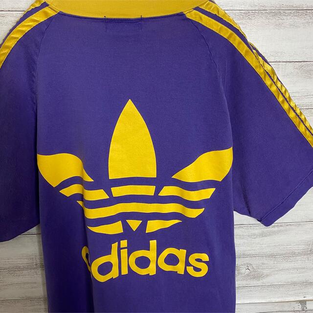 adidas(アディダス)の【デサント製】90sアディダストレフォイルワンポイントバックプリントTシャツ メンズのトップス(Tシャツ/カットソー(半袖/袖なし))の商品写真