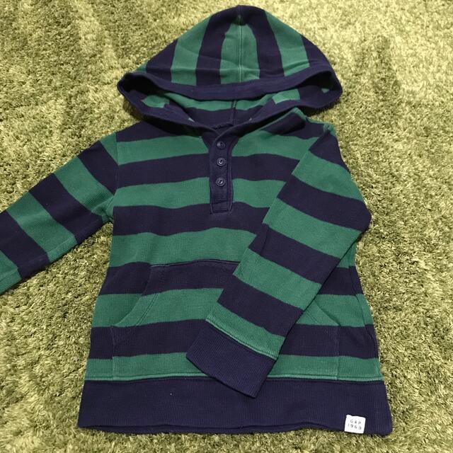 GAP(ギャップ)のGAP☆110サイズ☆ボーダーニット☆ キッズ/ベビー/マタニティのキッズ服男の子用(90cm~)(ニット)の商品写真