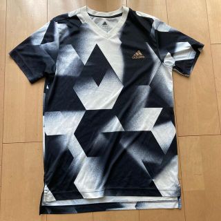 アディダス(adidas)のアディダス Tシャツ  160(Tシャツ/カットソー)