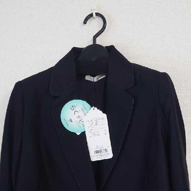 SHOO・LA・RUE(シューラルー)のシューラルー　未使用ジャケットＭサイズ　ジャケットのみ　卒業式　入学式 レディースのフォーマル/ドレス(スーツ)の商品写真