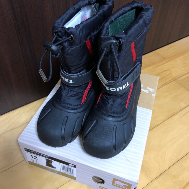 SOREL(ソレル)のSOREL ソレル　チルドレンフルーリー　スノーブーツ 17㎝ キッズ/ベビー/マタニティのキッズ靴/シューズ(15cm~)(ブーツ)の商品写真