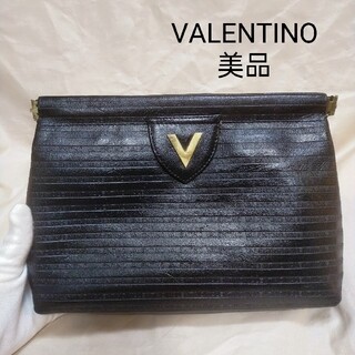 ヴァレンティノ(VALENTINO)の美品　VALENTINO　ポーチ　がま口　濃紺(ポーチ)