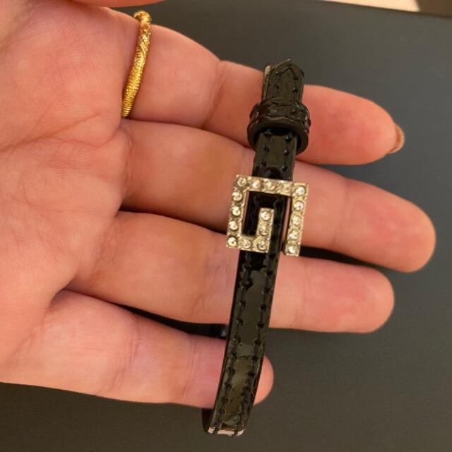 GUCCI - Gucci 黒のロゴブレスレット