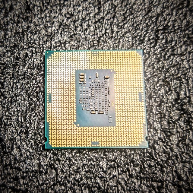 Intel Core i3 6320 3.9Ghz 2c/4tPCパーツ