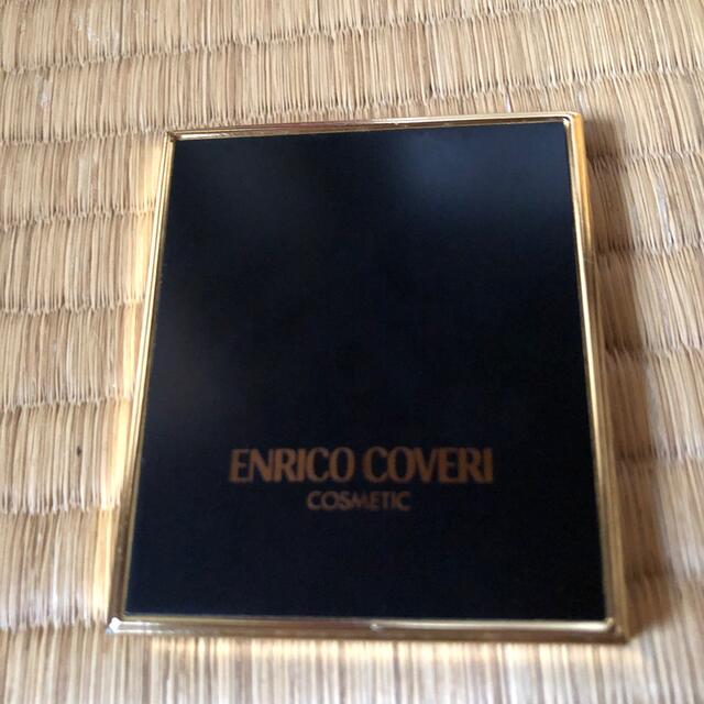 ENRICO COVERI(エンリココベリ)の手鏡　折り畳み　エンリココペリ レディースの水着/浴衣(和装小物)の商品写真