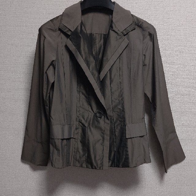 HIROKO KOSHINO(ヒロココシノ)の最終値下げ！コシノヒロコ 薄手ジャケット レディースのジャケット/アウター(テーラードジャケット)の商品写真
