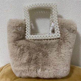 ザラ(ZARA)のZARA パールハンドル ファー バッグ(ショルダーバッグ)