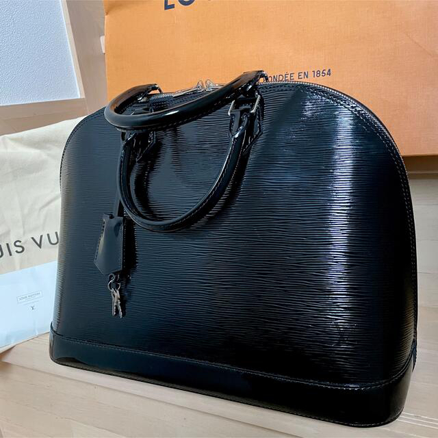 ルイヴィトン エピ アルマGM 未使用 80500円 2023最新のスタイル