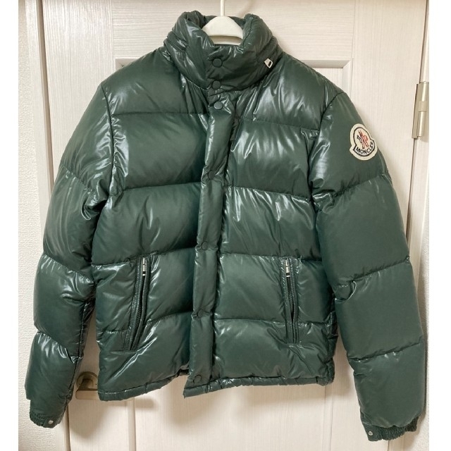 MONCLER(モンクレール)のMONCLER モンクレール ダウン メンズのジャケット/アウター(ダウンジャケット)の商品写真