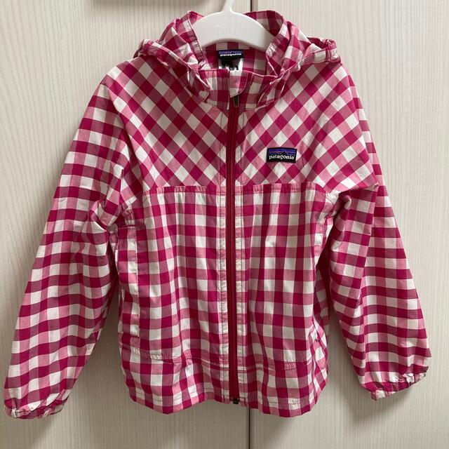 patagonia(パタゴニア)のpatagonia ジャケット　4T キッズ/ベビー/マタニティのキッズ服女の子用(90cm~)(ジャケット/上着)の商品写真