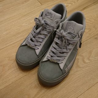 ナイキ(NIKE)のNIKE SB ZOOM BLAZER LOW QS FPAR 28cmナイキ(スニーカー)