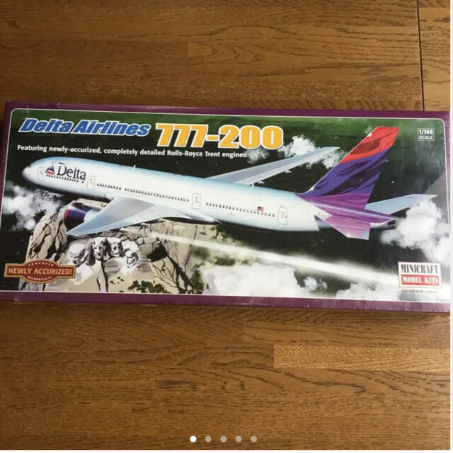 Minicraft Delta Airlines 777-200 プラモデル