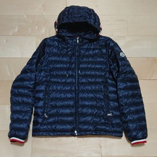 モンクレール(MONCLER)のMONCLERライトダウン(ダウンジャケット)