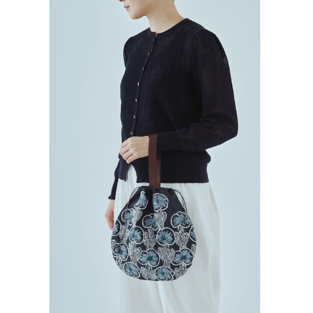 値下げ。未使用。ミナペルホネンhanakaze pear bag 有名ブランド 5282