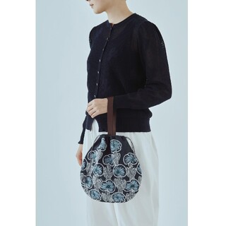 お値下【新品】ミナペルホネンpear bag  (flower beads)