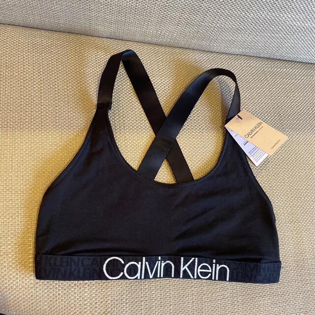 Calvin Klein(カルバンクライン)のカルバンクライン  ブラレット　クロスバック　S レディースの下着/アンダーウェア(ブラ)の商品写真