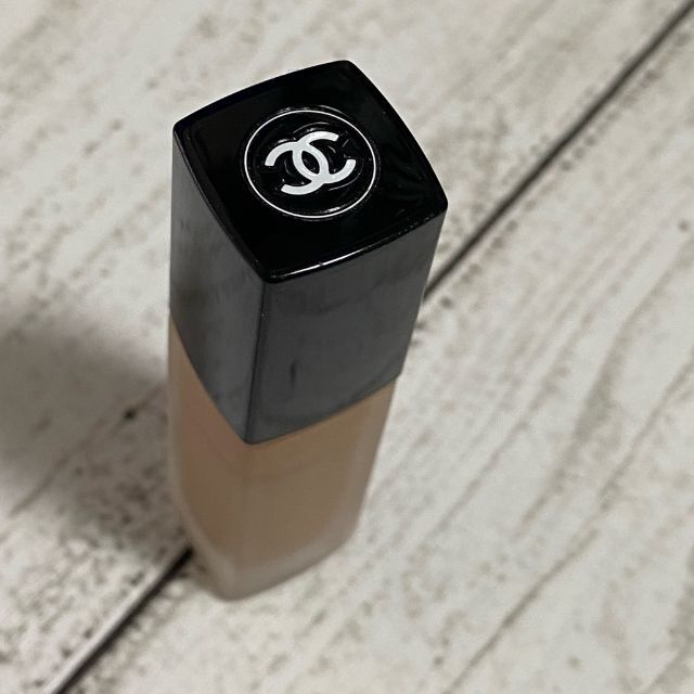 CHANEL(シャネル)のCHANEL シャネル　クリームアイシャド　ウブラウン系 コスメ/美容のベースメイク/化粧品(アイシャドウ)の商品写真