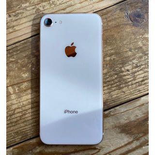 アップル(Apple)のiPhone8 64GB(スマートフォン本体)