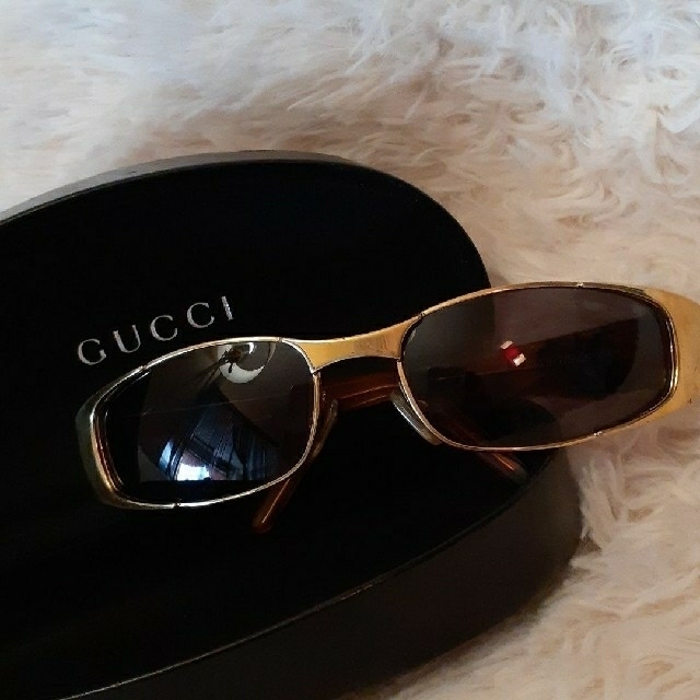 Gucci(グッチ)のGUCCI♦べっ甲サングラス♦ レディースのファッション小物(サングラス/メガネ)の商品写真