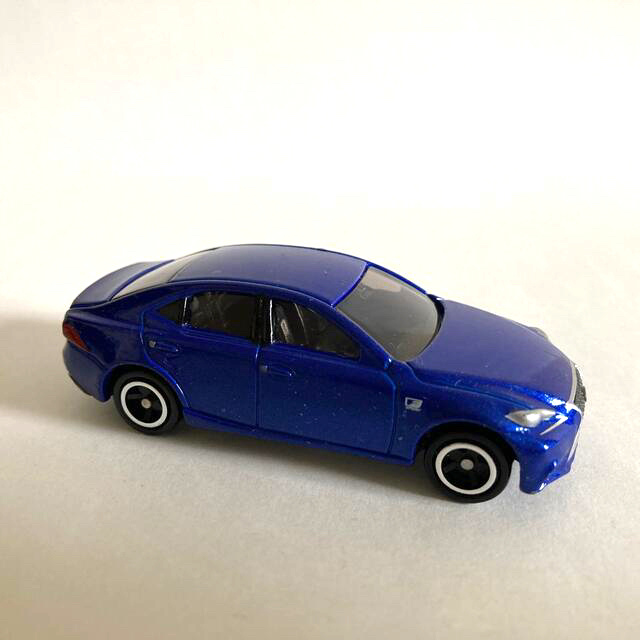 Takara Tomy(タカラトミー)のトミカ トヨタ レクサス IS 350 F SPORT  No,100  エンタメ/ホビーのおもちゃ/ぬいぐるみ(ミニカー)の商品写真