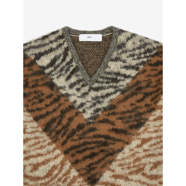 MOHAIR JACQUARD KNIT V-NECK  TOGATOGA