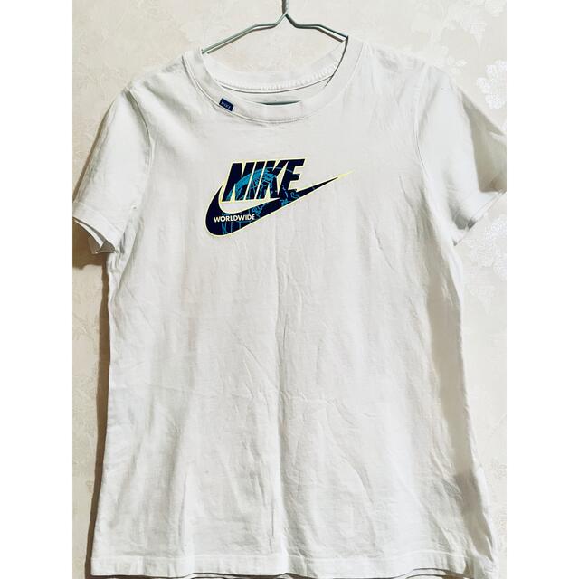 NIKE(ナイキ)のレディースT-シャツ/カットンー レディースのトップス(Tシャツ(半袖/袖なし))の商品写真