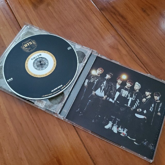 防弾少年団(BTS)(ボウダンショウネンダン)のNO MORE DREAM 初回限定盤 エンタメ/ホビーのCD(K-POP/アジア)の商品写真