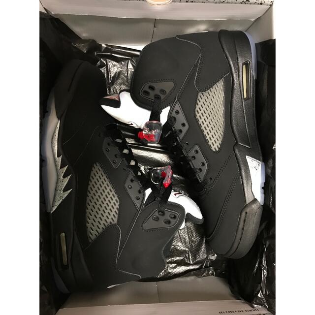 NIKE(ナイキ)のAIR JORDAN 5 silver blackジョーダン5シルバーブラック メンズの靴/シューズ(スニーカー)の商品写真