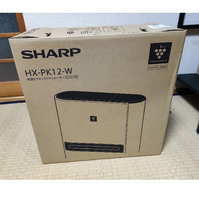 SHARP(シャープ)のSHARP HX-PK12-W 加湿セラミックファンヒーター ホワイト スマホ/家電/カメラの冷暖房/空調(電気ヒーター)の商品写真