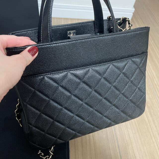 CHANEL(シャネル)の【お値下げ】シャネル　ビジネスアフィニティ　トートバッグ レディースのバッグ(トートバッグ)の商品写真