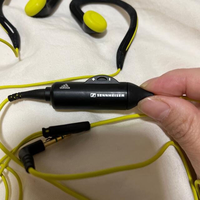 SENNHEISER(ゼンハイザー)のゼンハイザー SENNHEISER [インイヤーフック型ヘッドホン] スマホ/家電/カメラのオーディオ機器(ヘッドフォン/イヤフォン)の商品写真