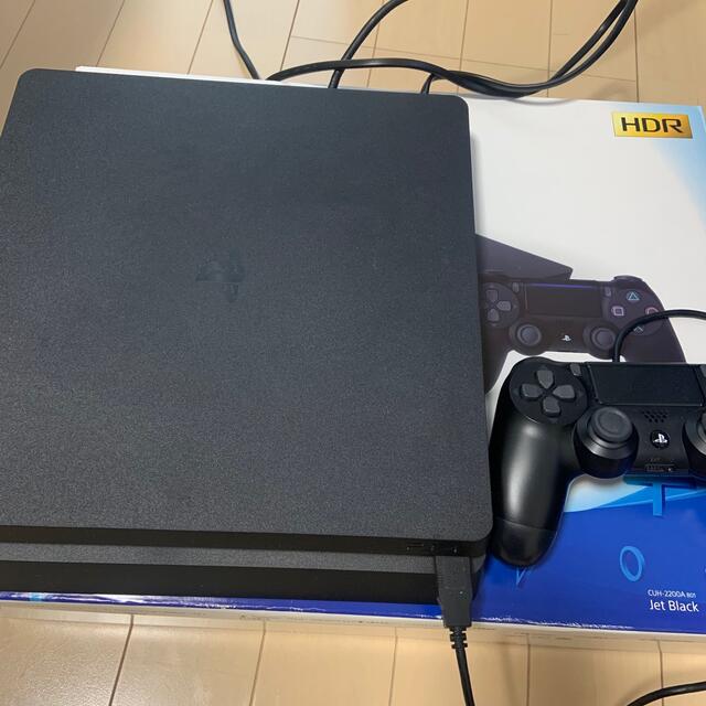 PlayStation4(プレイステーション4)のPlayStation4 CUH-2200AB01 エンタメ/ホビーのゲームソフト/ゲーム機本体(家庭用ゲーム機本体)の商品写真