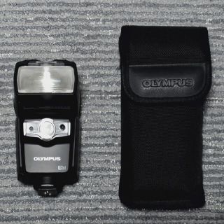 オリンパス(OLYMPUS)のOLYMPUS 純正ストロボ FL-600R 美品 エレクトロニックフラッシュ(ストロボ/照明)