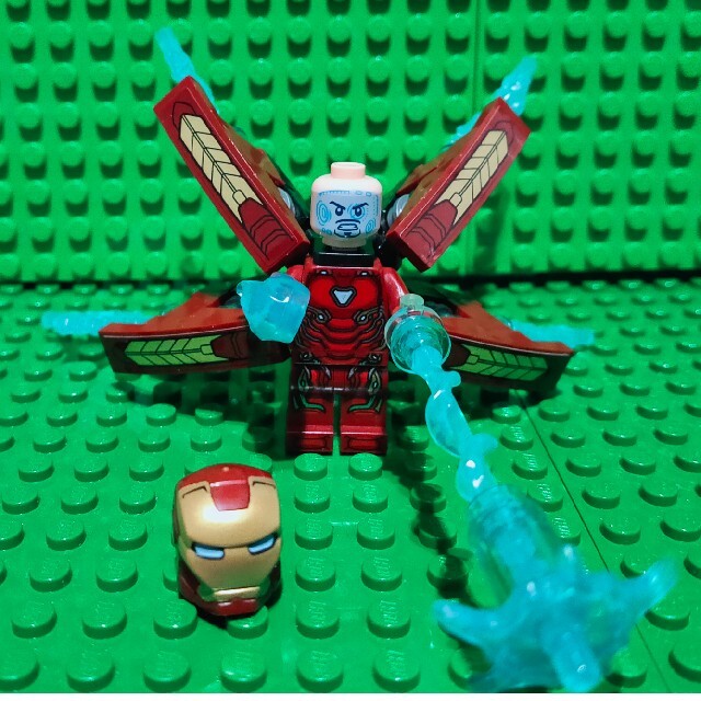 Lego(レゴ)のLEGO MARVEL 76107 ミニフィグ アイアンマン マーク50 エンタメ/ホビーのおもちゃ/ぬいぐるみ(その他)の商品写真