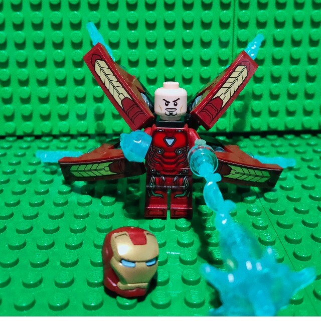 Lego(レゴ)のLEGO MARVEL 76107 ミニフィグ アイアンマン マーク50 エンタメ/ホビーのおもちゃ/ぬいぐるみ(その他)の商品写真