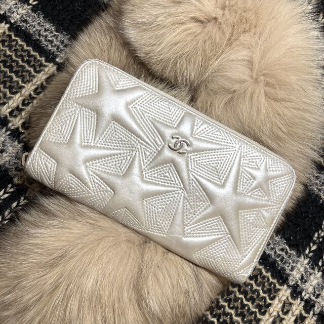 定番人気！ CHANEL - 超美品☆希少レア！！CHANEL☆スターエンボス長