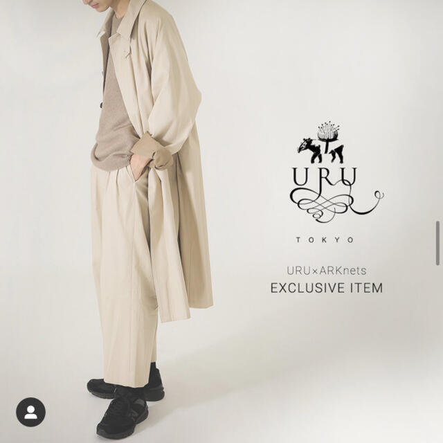 COMOLI(コモリ)のURU ウル ×ARKnets別注 2TUCK WIDE PANTS メンズのパンツ(スラックス)の商品写真