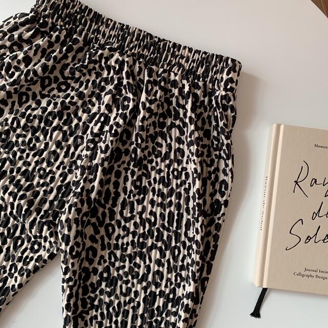 leopard pleats flare pants キッズ/ベビー/マタニティのキッズ服女の子用(90cm~)(パンツ/スパッツ)の商品写真