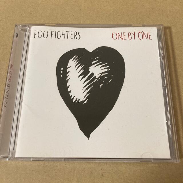 FOO FIGHTERS  /  ONE BY ONE エンタメ/ホビーのCD(ポップス/ロック(洋楽))の商品写真