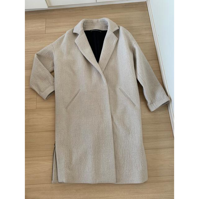 L'Appartement DEUXIEME CLASSE(アパルトモンドゥーズィエムクラス)の美品！アパルトモン 32PARADIS COAT ナチュラル 38 レディースのジャケット/アウター(ロングコート)の商品写真