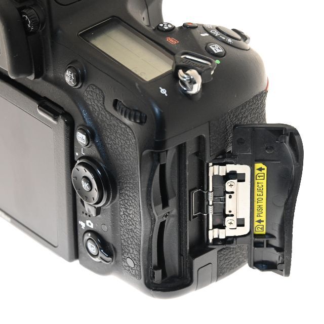 Nikon(ニコン)のニコン デジタル一眼レフカメラ D750 ボディ Nikon 純正予備バッテリー スマホ/家電/カメラのカメラ(デジタル一眼)の商品写真