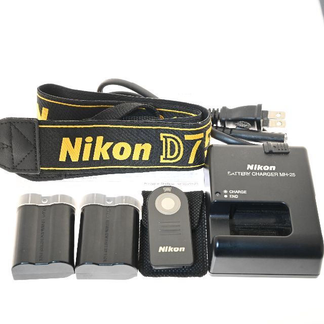 Nikon(ニコン)のニコン デジタル一眼レフカメラ D750 ボディ Nikon 純正予備バッテリー スマホ/家電/カメラのカメラ(デジタル一眼)の商品写真