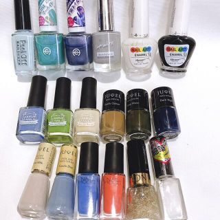 ネイルホリック(NAIL HOLIC)のネイルセット　18本(ネイル用品)