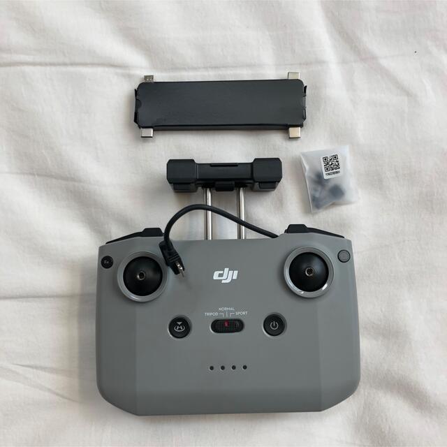 DJI MAVIC AIR2 FLY MORE COMBO エンタメ/ホビーのおもちゃ/ぬいぐるみ(ホビーラジコン)の商品写真