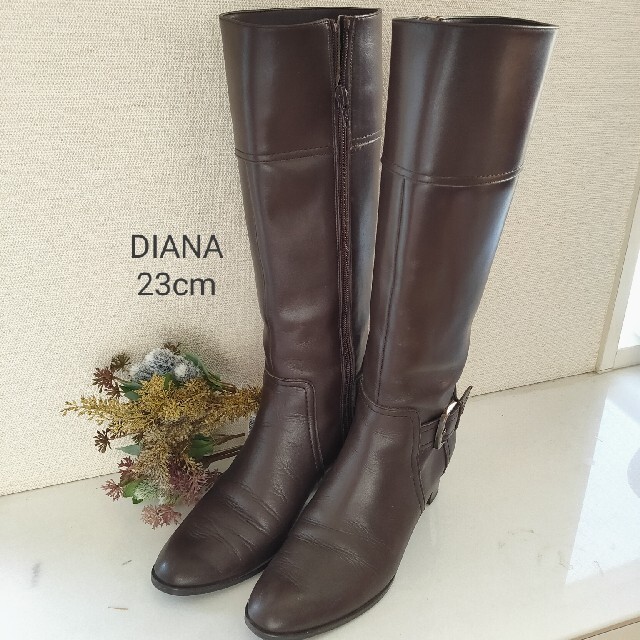 DIANA(ダイアナ)の☆23cm DIANA 革ブーツ☆ レディースの靴/シューズ(ブーツ)の商品写真